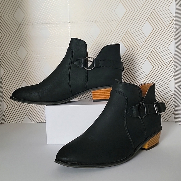 Black Ankle Booties with Buckle and Tan Heel - Picture 1 of 4